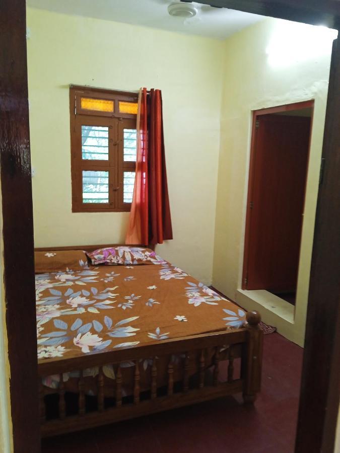 Ambai Garden Home Ambāsamudram Extérieur photo